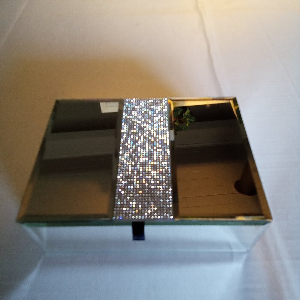 Mirrored Jewelery Box